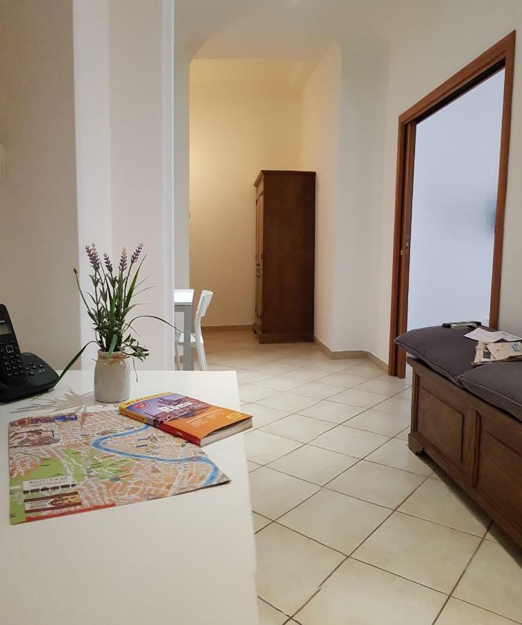 Appartamento Campo de Fiori House Roma Esterno foto
